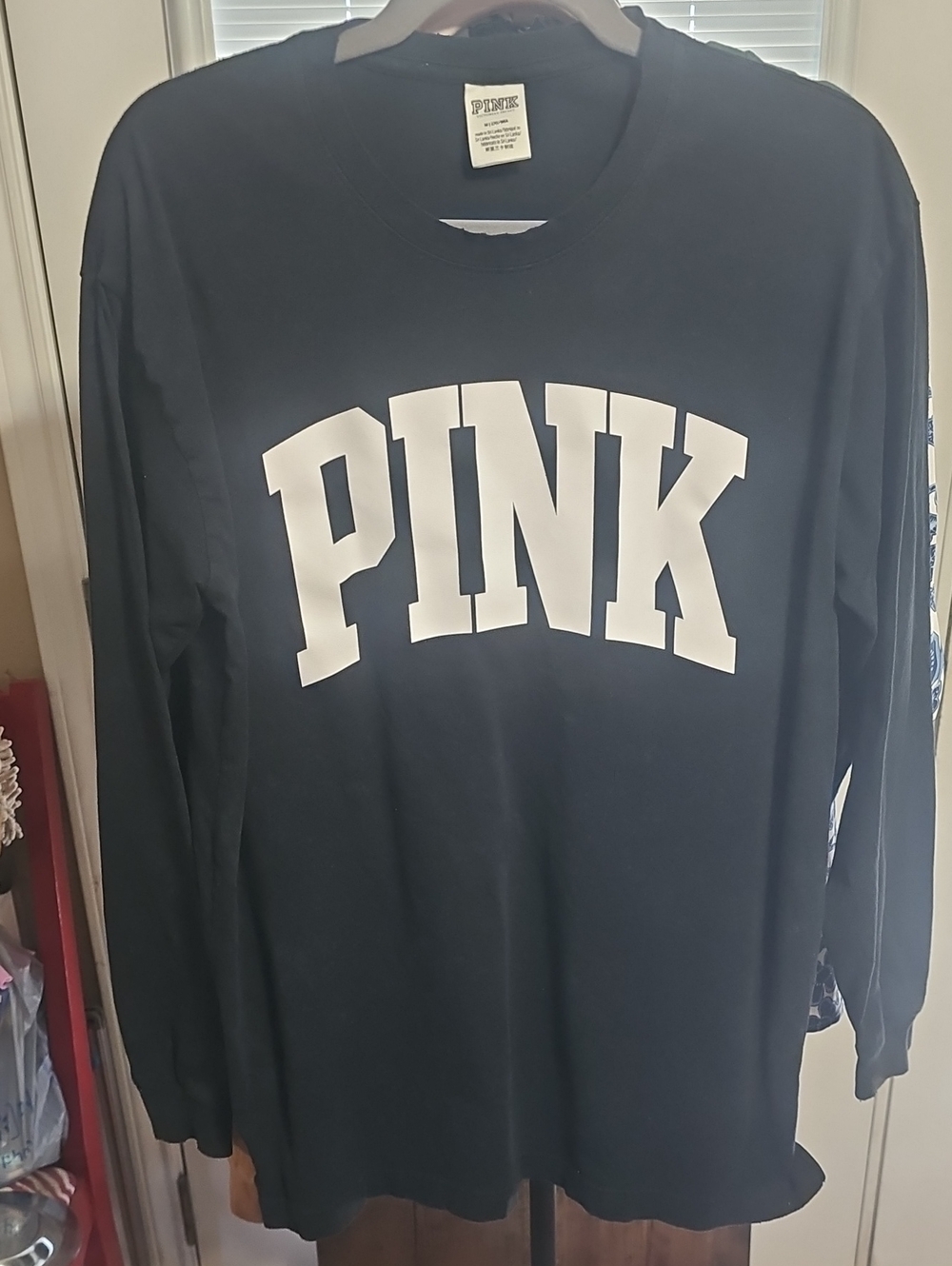 PINK Victoria's Secret Black Long-Sleeve Tee with White Logo